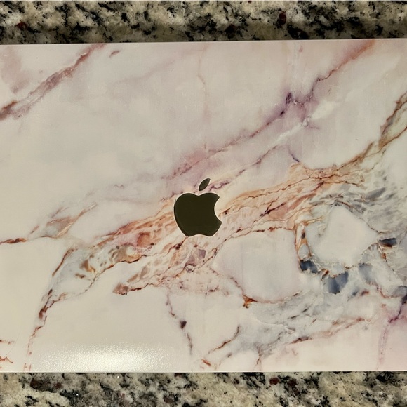 MacBook Pro - Picture 1 of 4